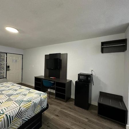 Motel 6 Greenwood, Ms Εξωτερικό φωτογραφία