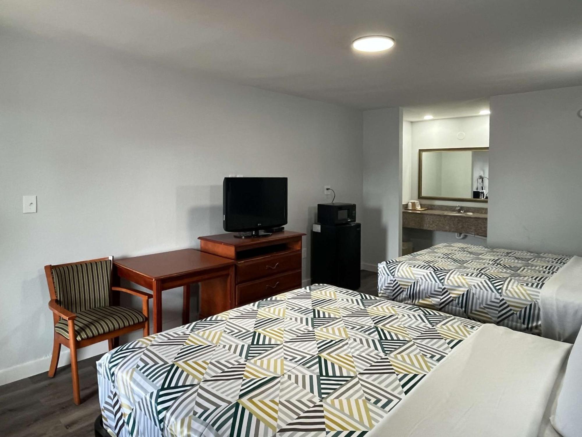Motel 6 Greenwood, Ms Εξωτερικό φωτογραφία