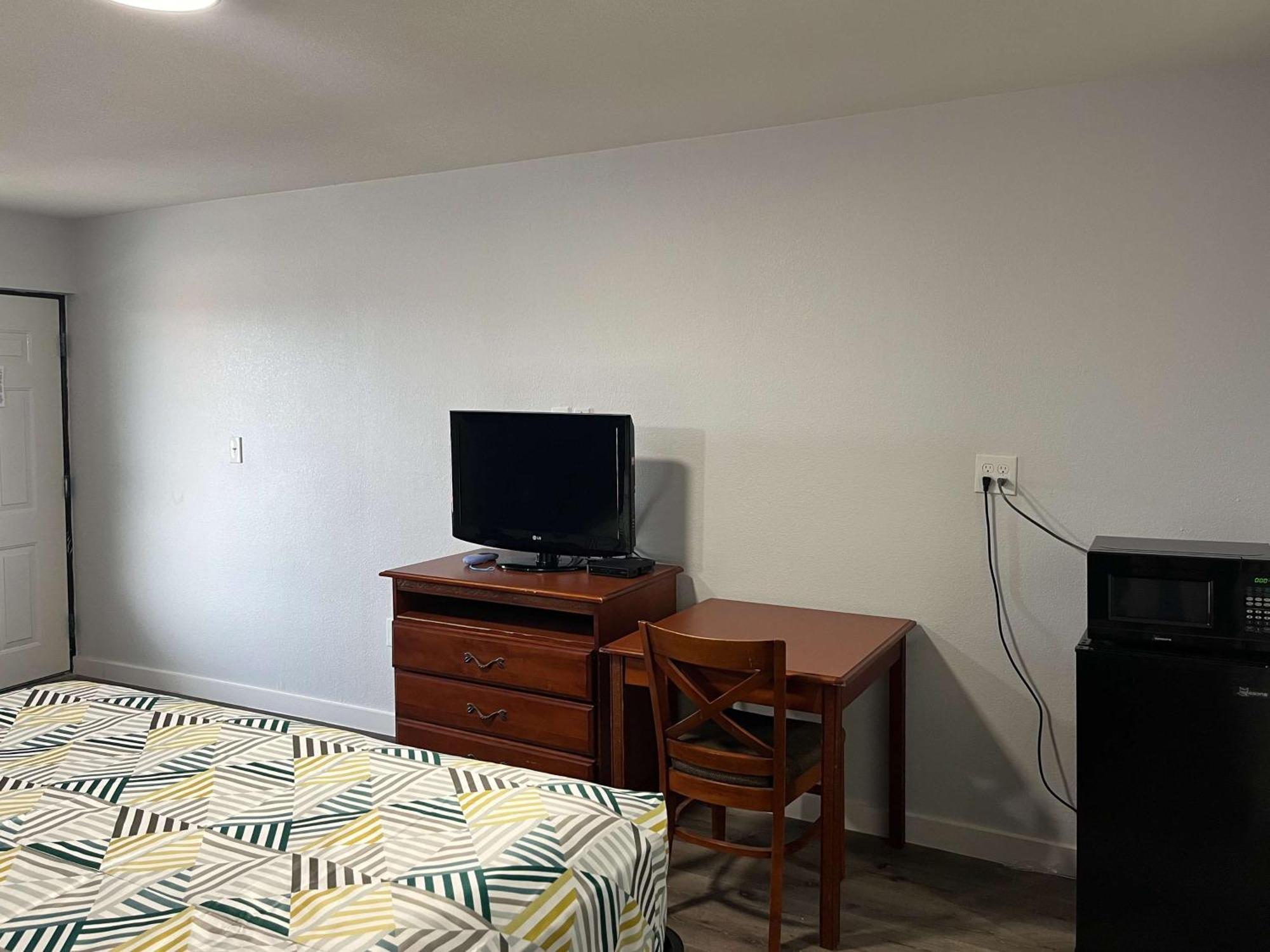 Motel 6 Greenwood, Ms Εξωτερικό φωτογραφία