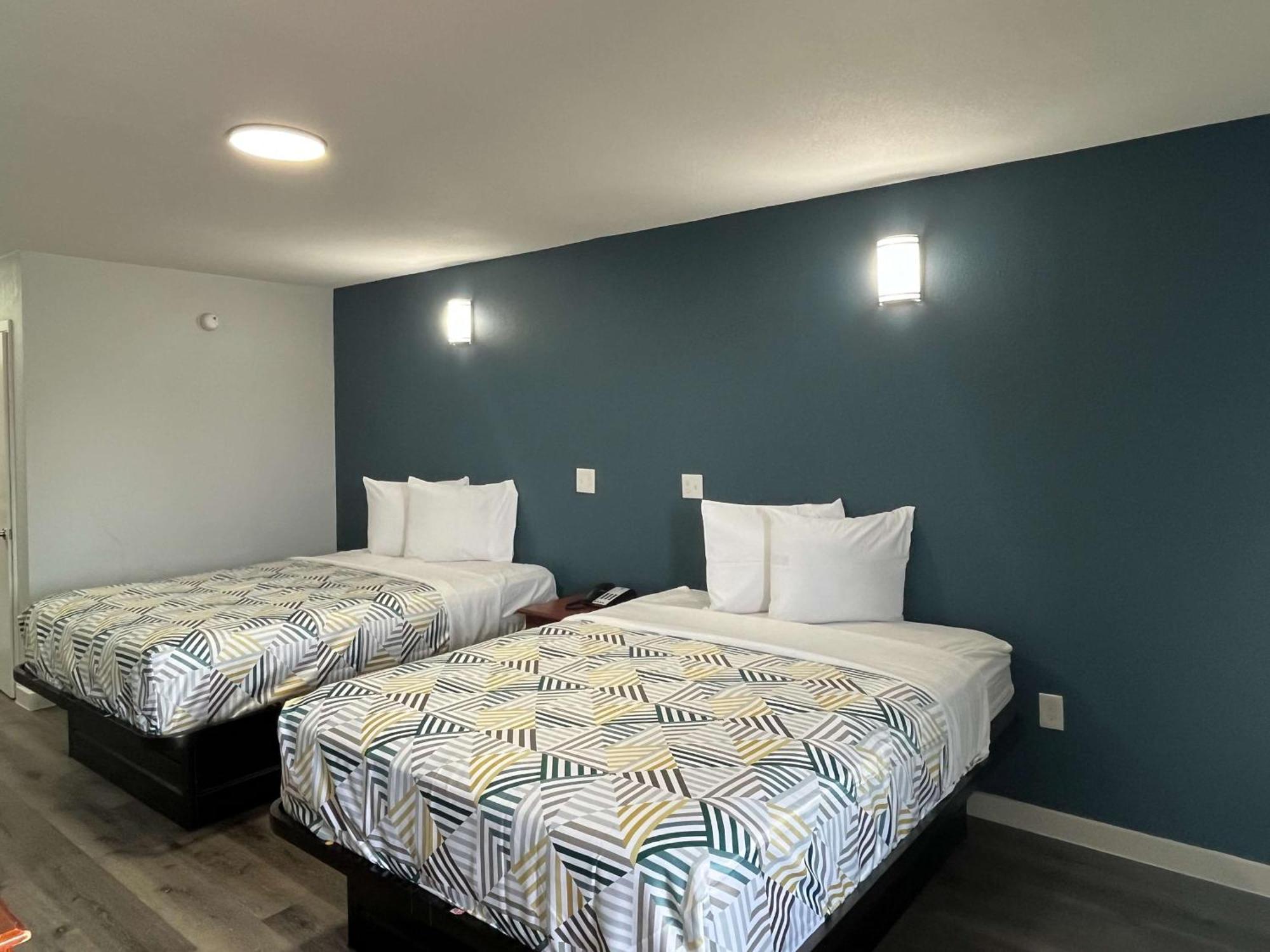 Motel 6 Greenwood, Ms Εξωτερικό φωτογραφία
