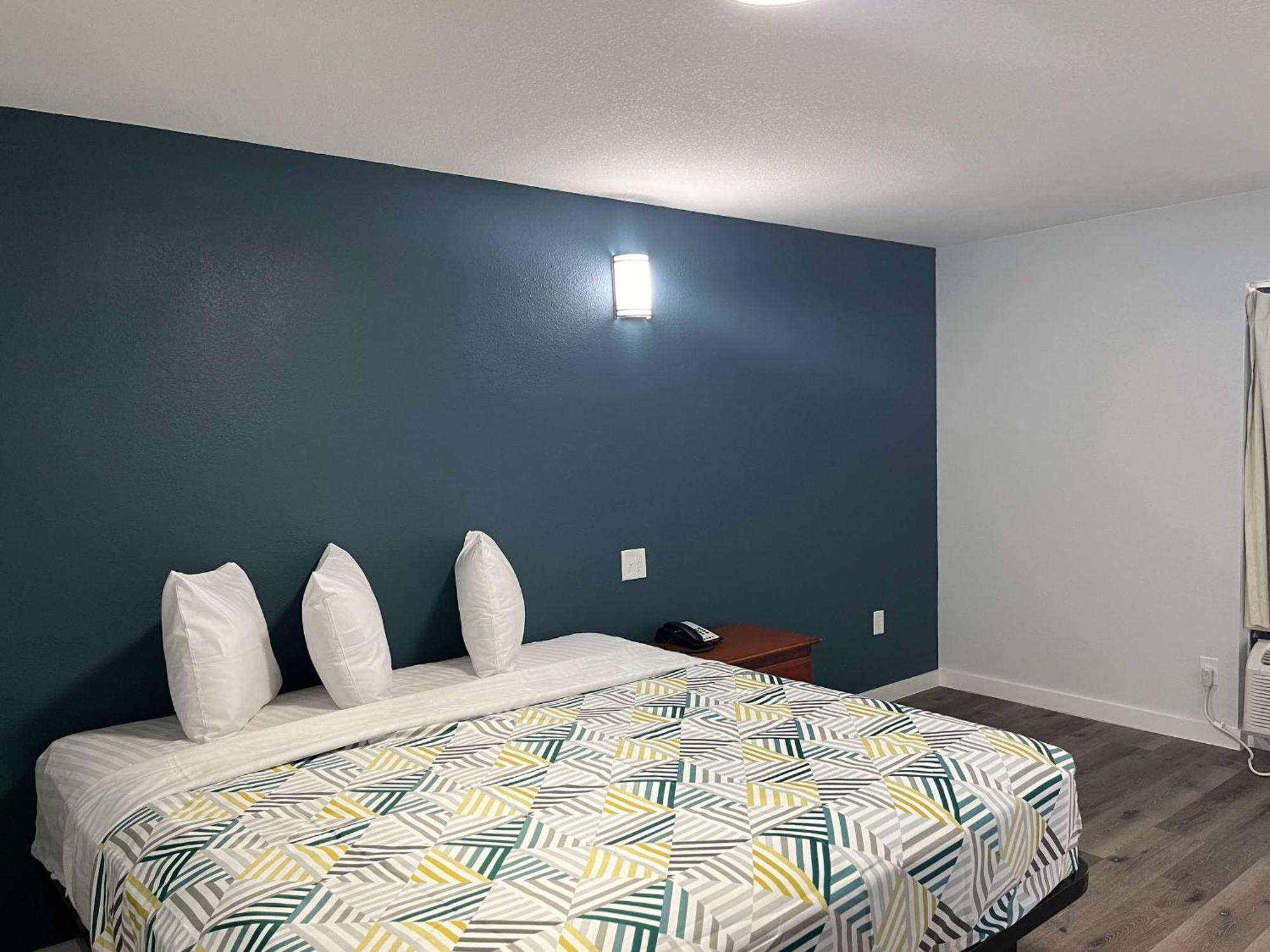 Motel 6 Greenwood, Ms Εξωτερικό φωτογραφία