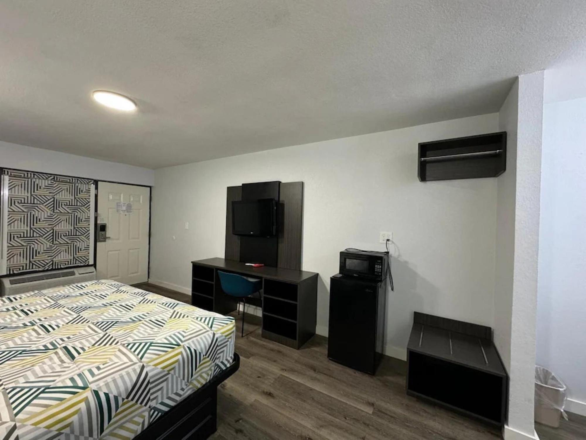 Motel 6 Greenwood, Ms Εξωτερικό φωτογραφία